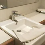 Fredom Hotel